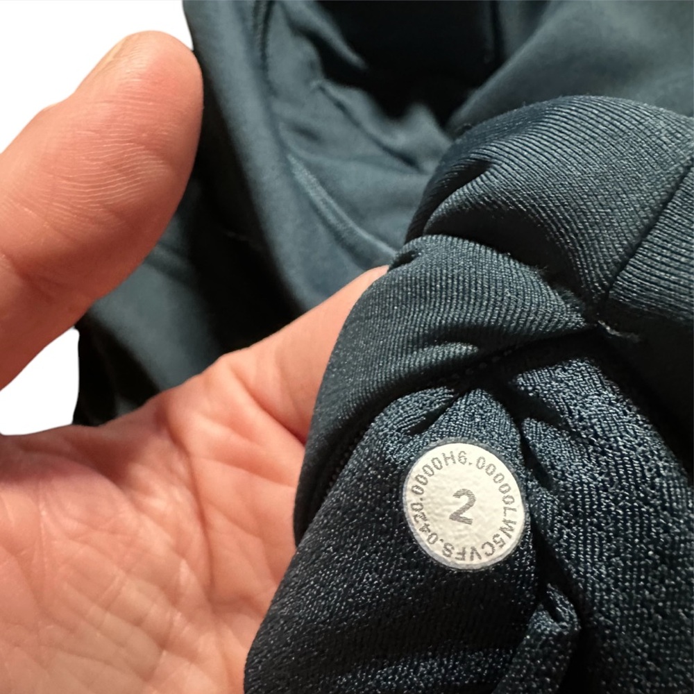 Lululemon chase the chill hi rise pants - Picture 7 of 15